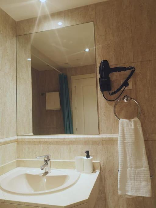 Apartament Madrid Wanda Aeropuerto Ifema Plenilunio Dy Zewnętrze zdjęcie